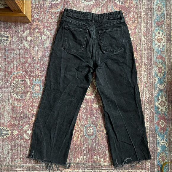 Trendy Zara wide leg cropped Black Distressed Jeans 100% cotton size 10 - Picture 9 of 11